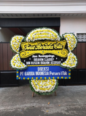 Papan Bunga Duka di Panggung Kidul